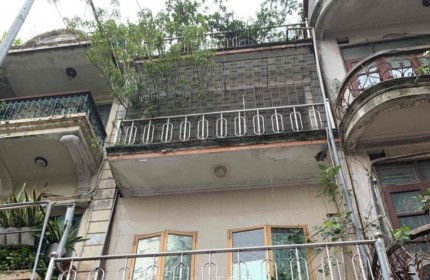 Cho thuê nhà MBKD nhà hàng ăn uống, VP mặt phố Hàng Chiếu, Hoàn Kiếm , Hà Nội